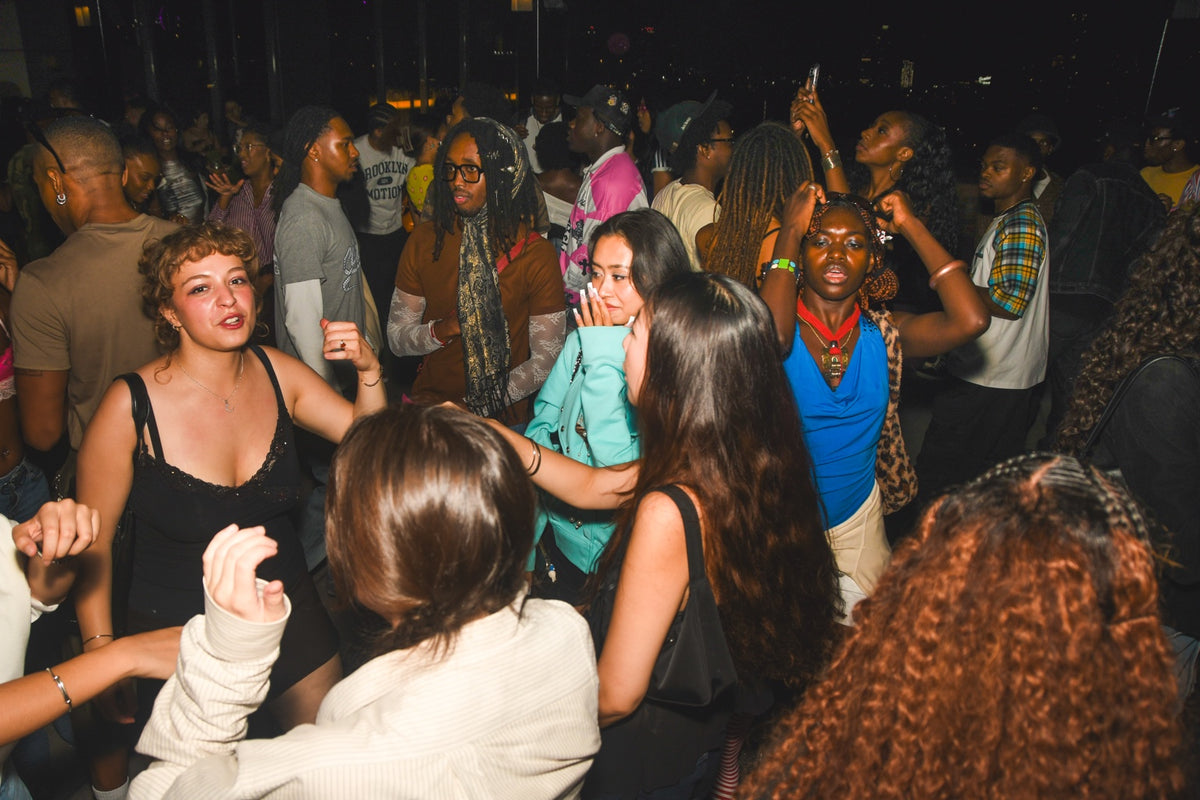 FASHION NIGHT OUT